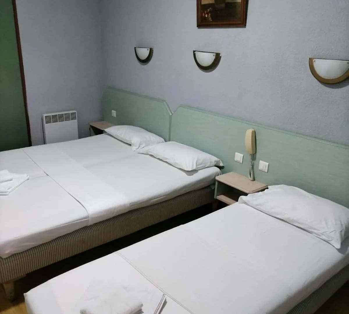 Hotel Saint Jean Baptiste Lourdes 2*,