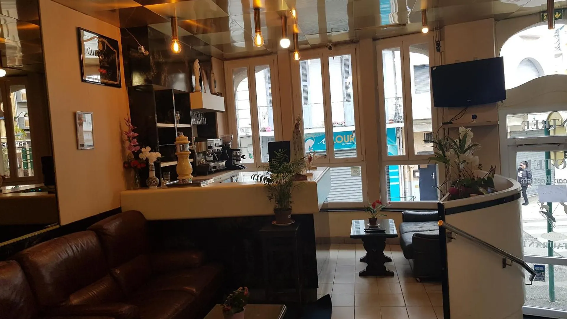 Hotel Saint Jean Baptiste Lourdes